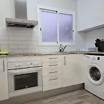 Little 3 Bedrooms Center *
