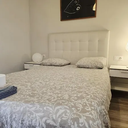 Little 3 Bedrooms Center * Barcellona